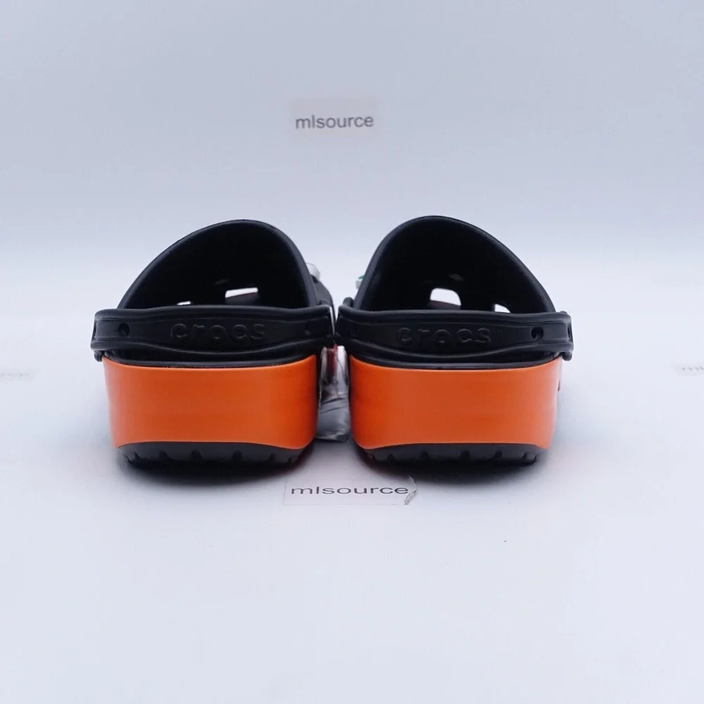 NEW Crocs x 7Eleven Classic Clogs 208272-001 Black/Orange - Picture 5 of 7